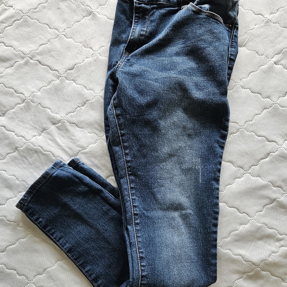 Skinny jeans